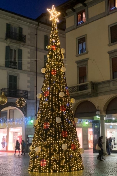 Tutto Sul Natale.Luci Sul Natale 2019 Prendi Tutto Il Bello Della Citta Comune Di Novara